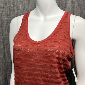 NWT Preforated Scoop Neck Tank Large Barn Red